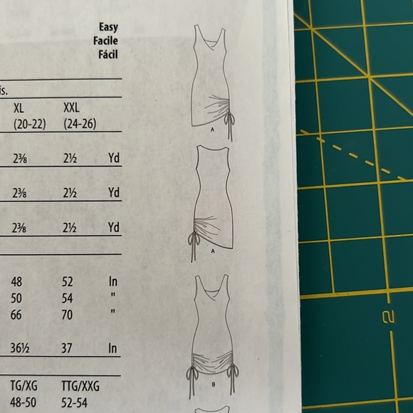 McCall Sewing Pattern - Dress M8106 - Picture 4 of 8